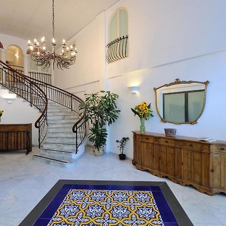 Aurora Residence Amalfi Eksteriør billede